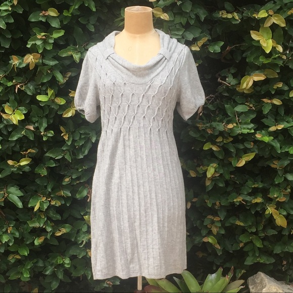 Banana 🍌 Republic drapes neckline sweater dress - Picture 1 of 4